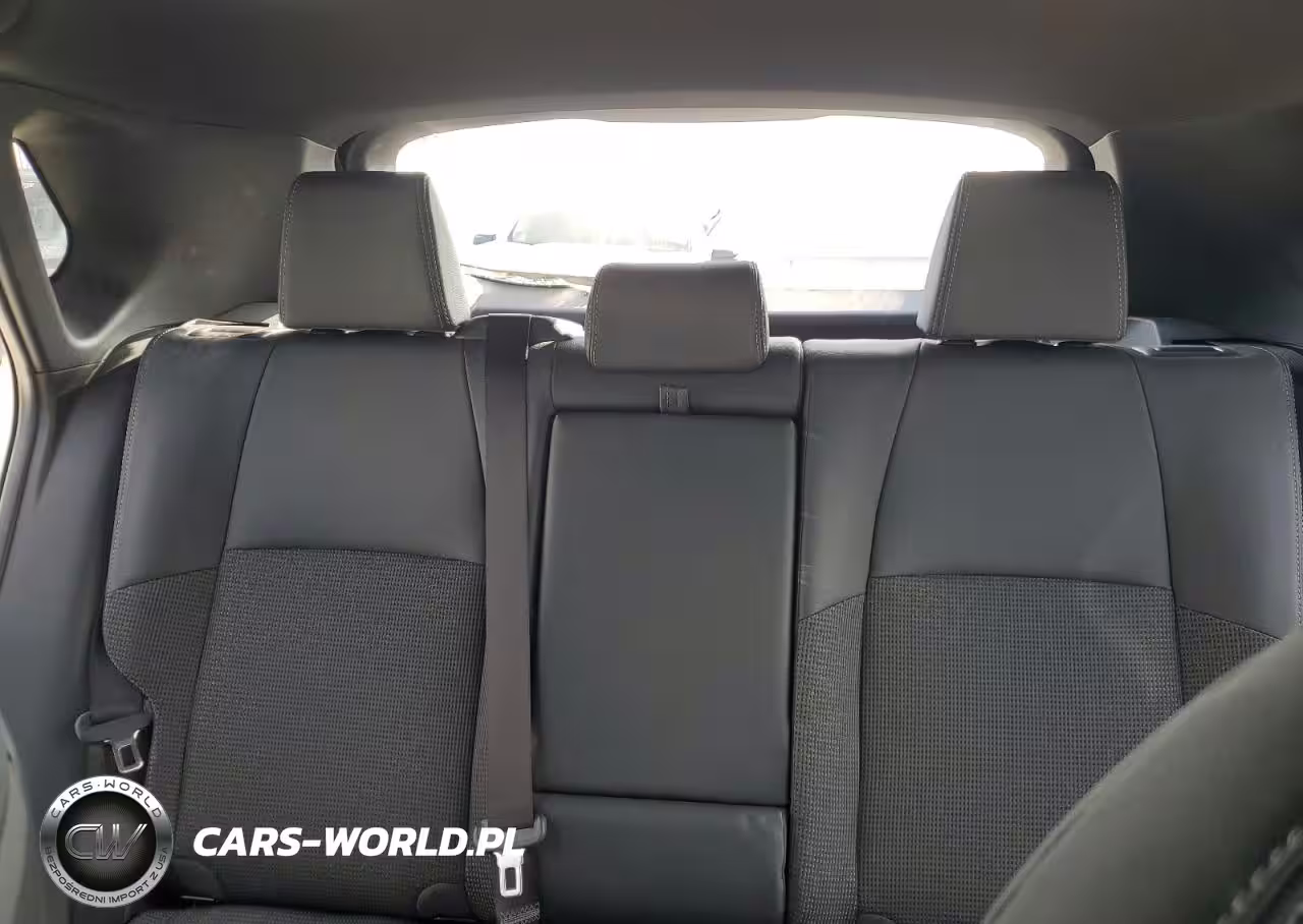 2024 Toyota Bz4X Xle VIN:JTMAAAAA2RA034172 - 10