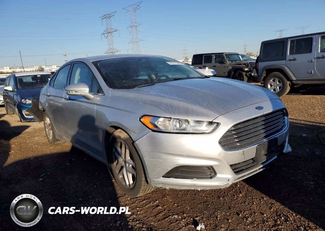 2015 Ford Fusion Se VIN:3FA6P0H7XFR267880 - 4
