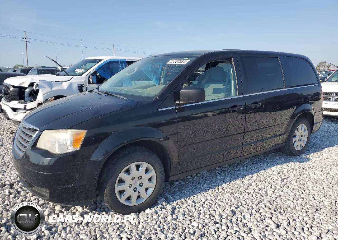 2009 Chrysler Town & Country Lx