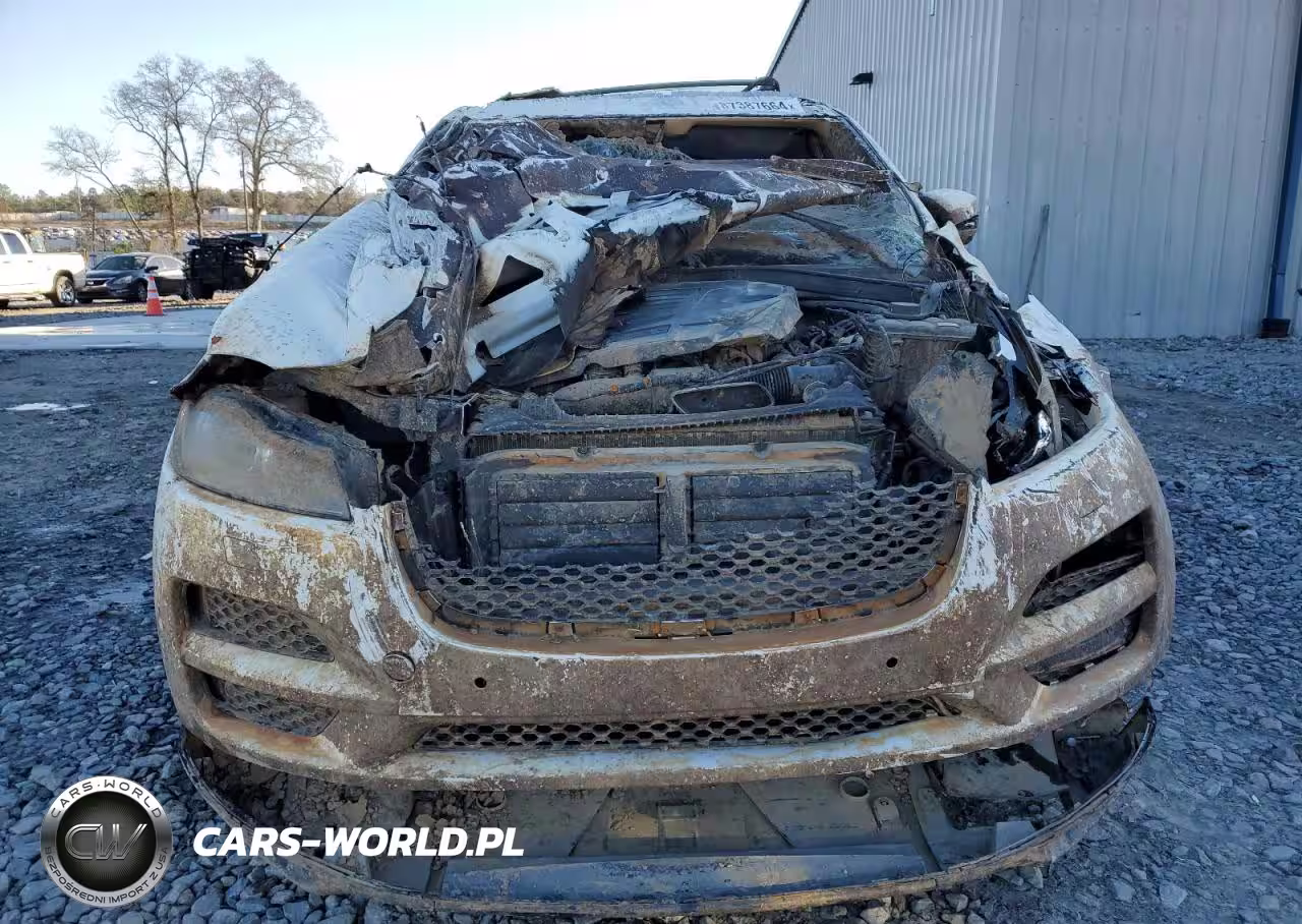 2018 Jaguar F-Pace Premium VIN:SADCJ2FX3JA256188 - 5