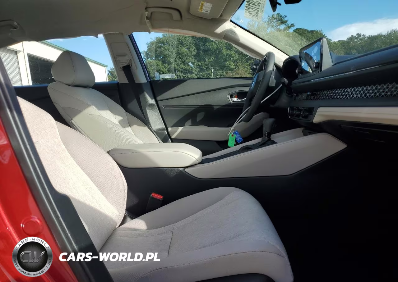 2025 Honda Accord Lx VIN:1HGCY1F26SA069651 - 7