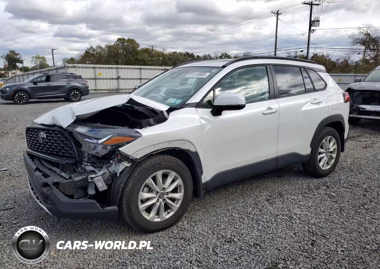 2024 Toyota Corolla Cross Le