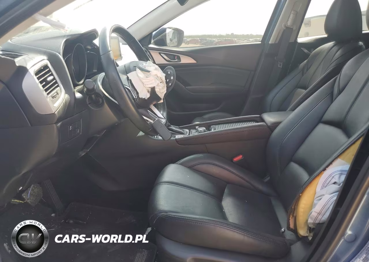 2018 Mazda 3 Touring VIN:3MZBN1V37JM231816 - 7