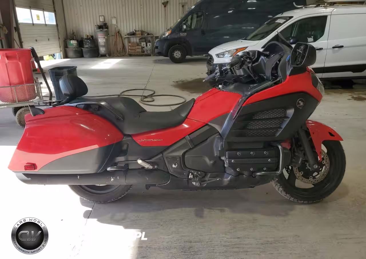 2013 Honda Gl1800 B
