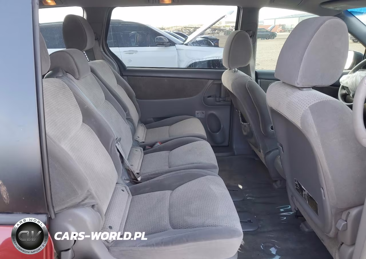 2010 Toyota Sienna Le 8-Passenger VIN:5TDKK4CC2AS319334 - 10