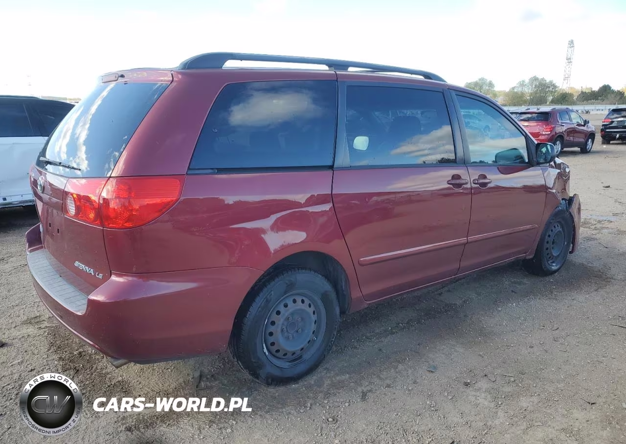 2010 Toyota Sienna Le 8-Passenger VIN:5TDKK4CC2AS319334 - 3