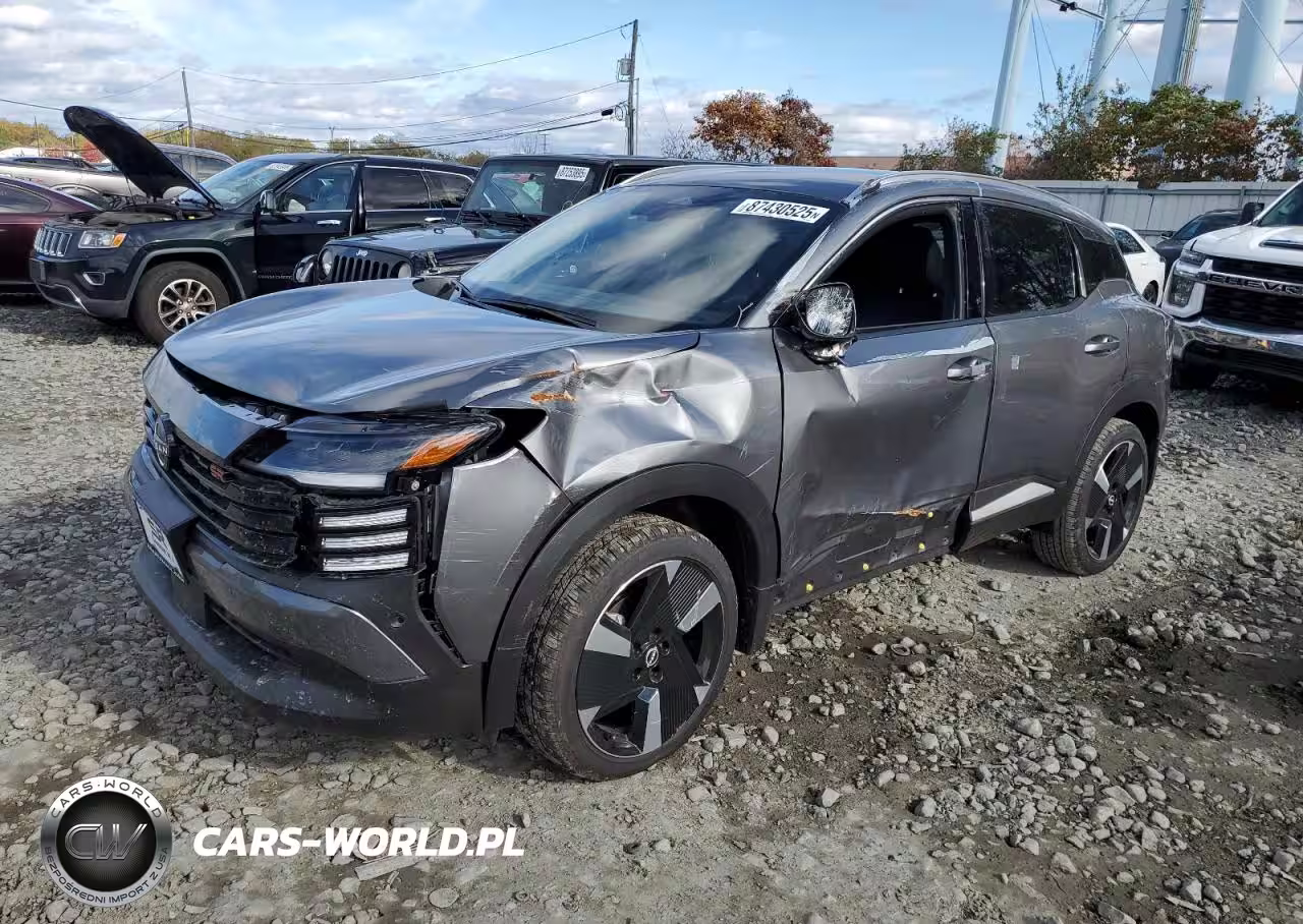 2025 Nissan Kicks Sr