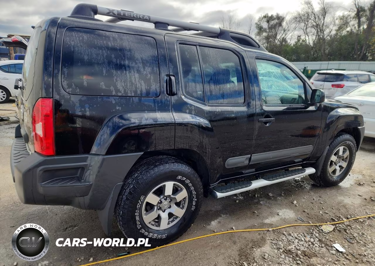 2012 Nissan Xterra VIN:5N1AN0NW2CC517107 - 3