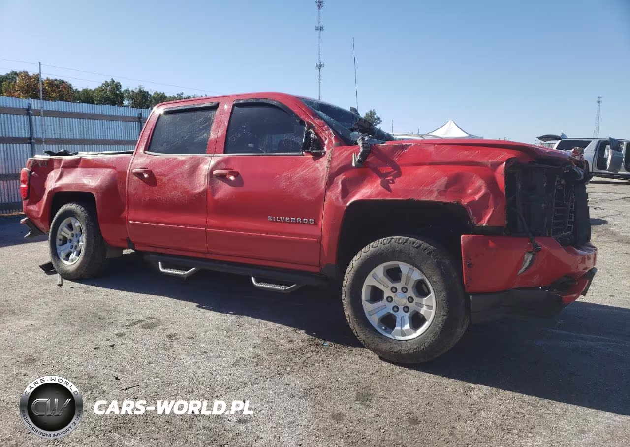 2018 Chevrolet Silverado K1500 Lt VIN:3GCUKREC6JG361040 - 4