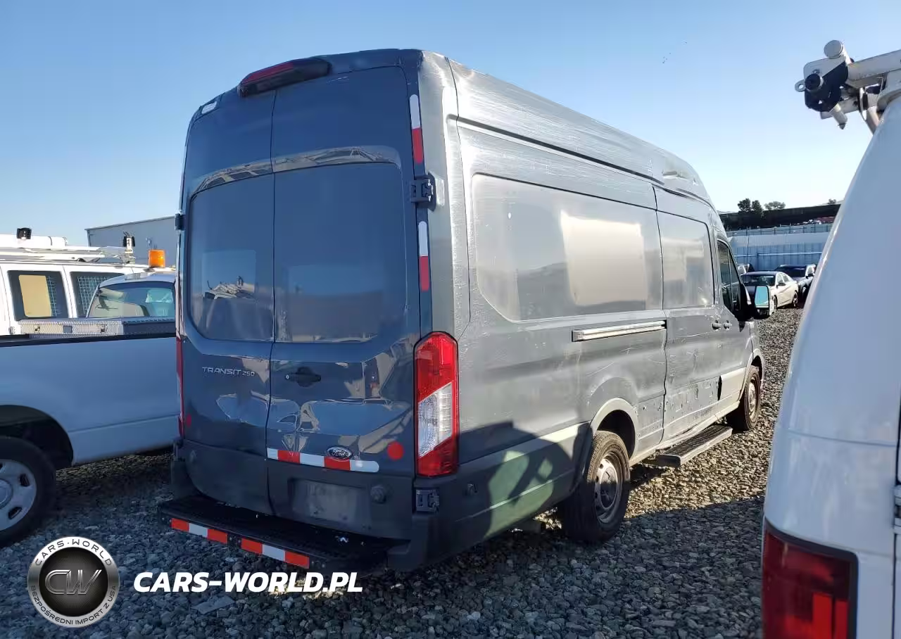 2020 Ford Transit 250 Delivery Van VIN:1FTBR3X89LKA72142 - 3