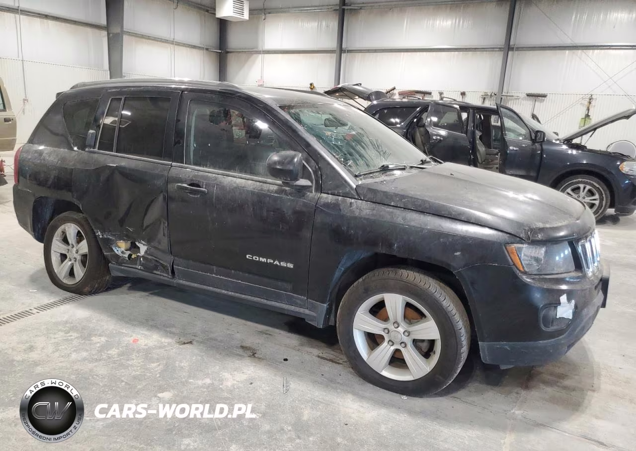 2014 Jeep Compass Sport VIN:1C4NJDBB2ED880496 - 4