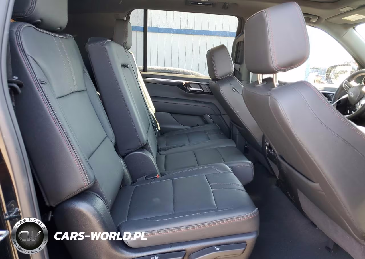 2025 Chevrolet Suburban K1500 Rst VIN:1GNS6ERD8SR164404 - 11