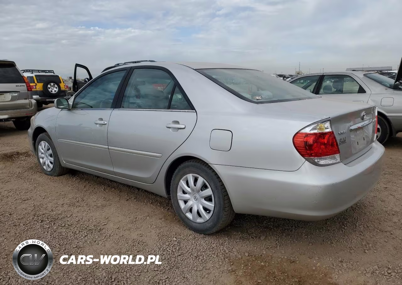 2005 Toyota Camry Le VIN:4T1BE32K55U025983 - 2