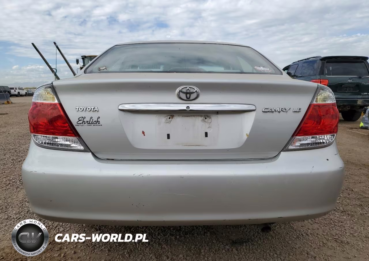 2005 Toyota Camry Le VIN:4T1BE32K55U025983 - 6