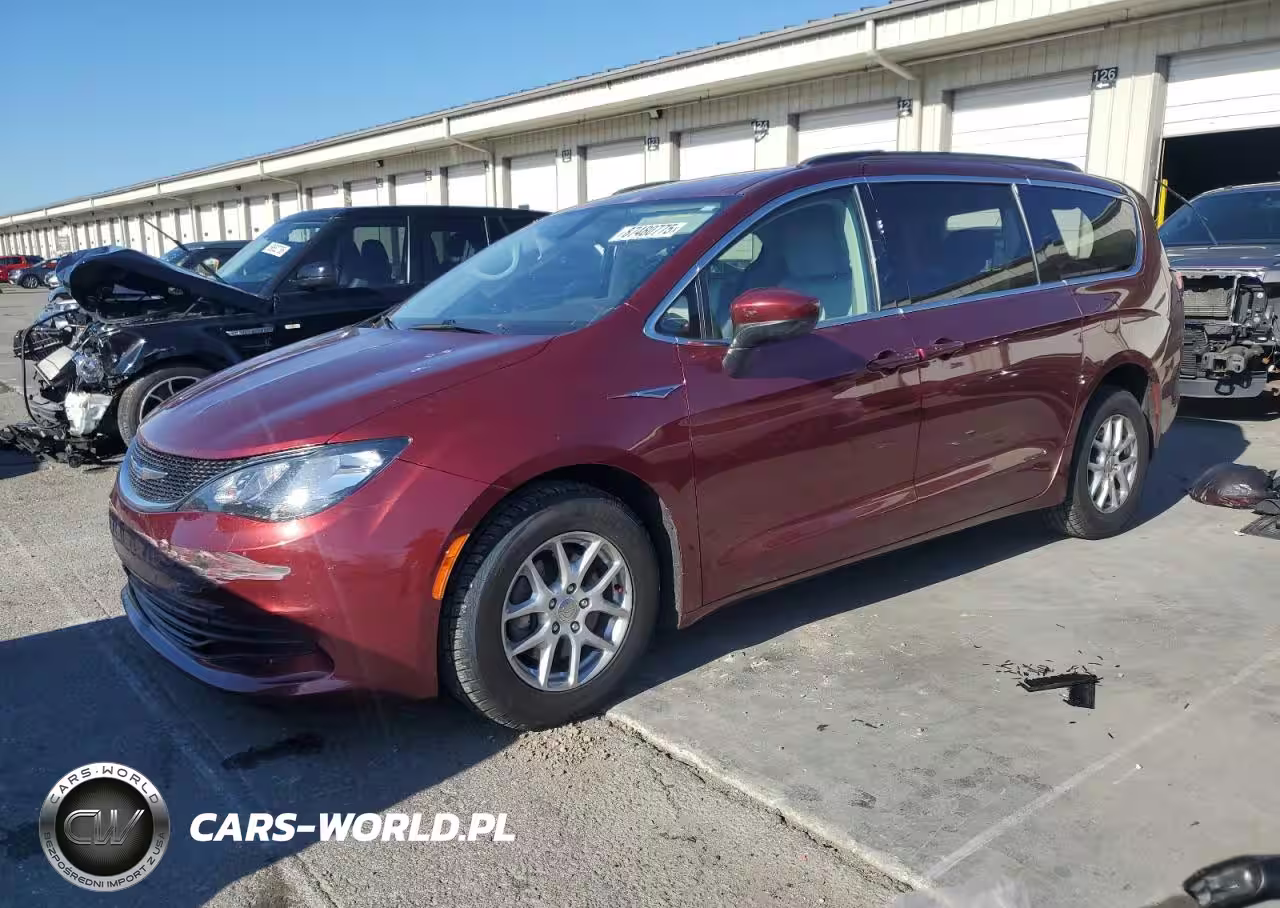 2020 Chrysler Voyager Lxi – zdjęcie 1 z 14