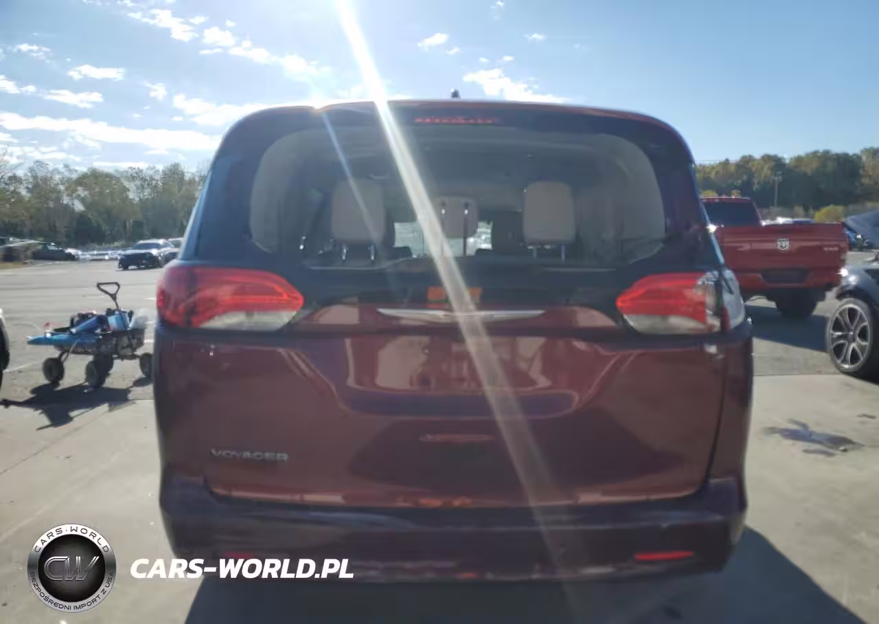 2020 Chrysler Voyager Lxi VIN:2C4RC1DG9LR163588 - 6