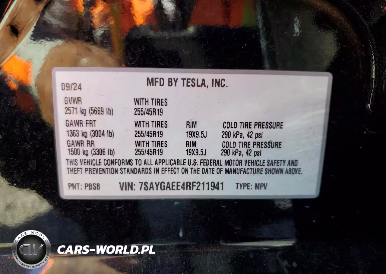 2024 Tesla Model Y VIN:7SAYGAEE4RF211941 - 14