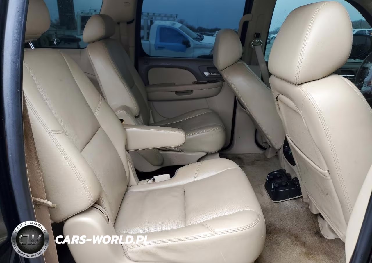 2009 Chevrolet Suburban C1500 Ltz VIN:1GNFC36019R276892 - 11