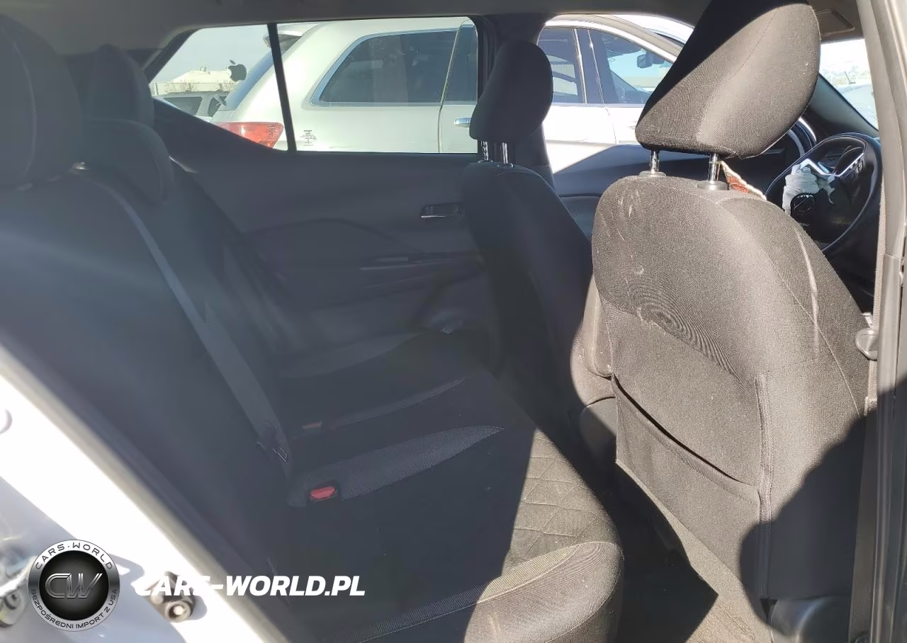 2019 Nissan Kicks Sv VIN:3N1CP5CU2KL533660 - 11