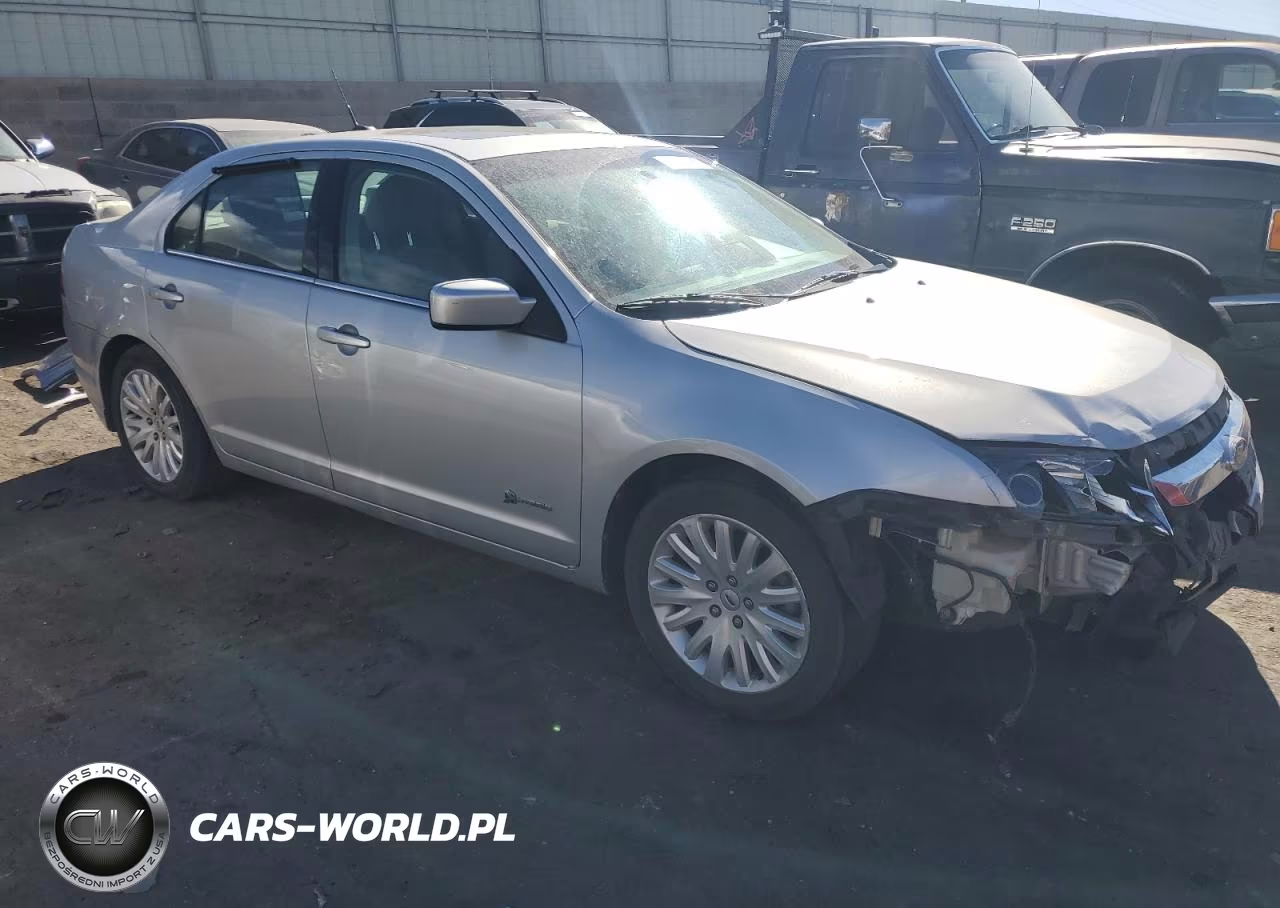 2010 Ford Fusion Hybrid VIN:3FADP0L31AR299931 - 4