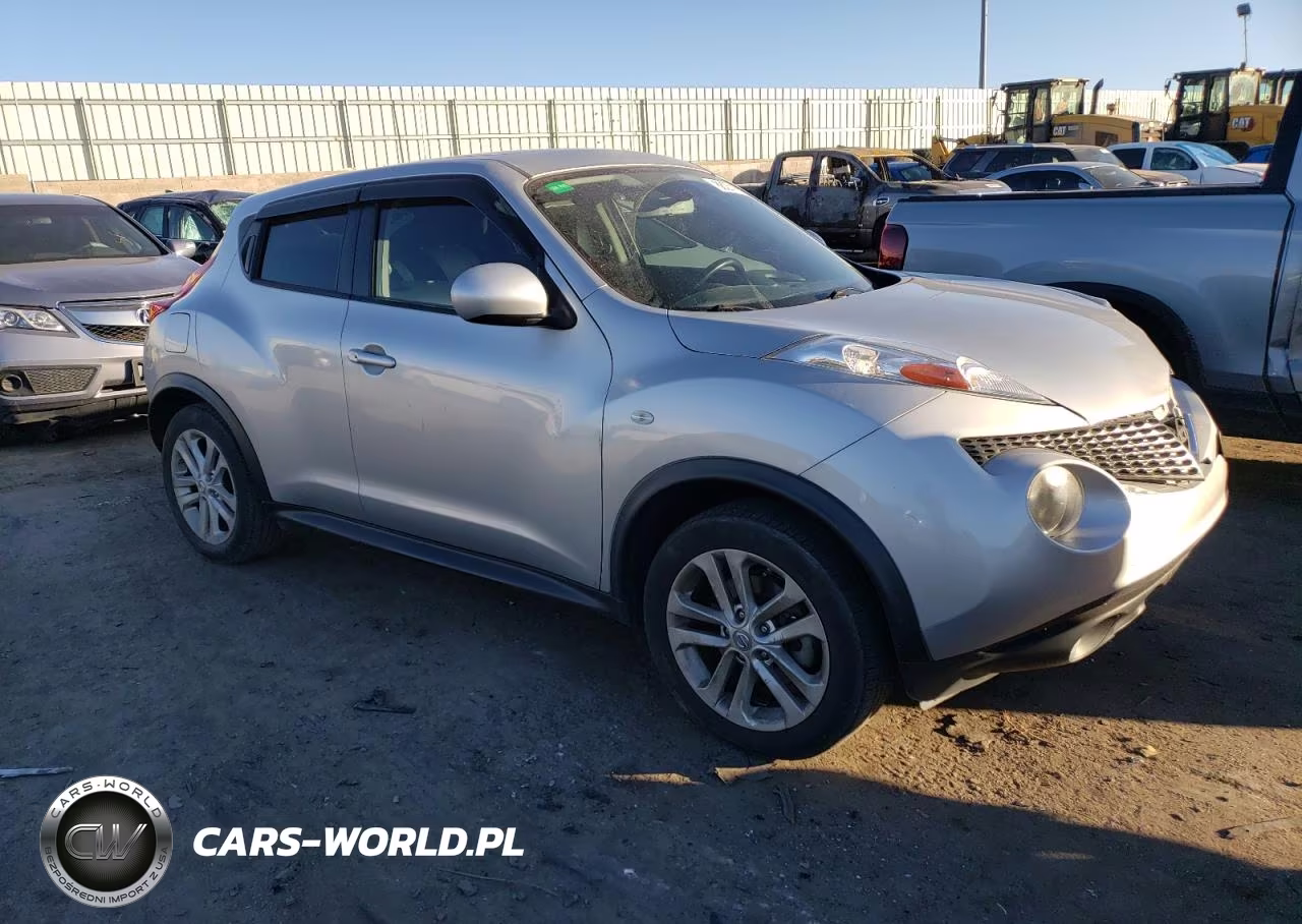 2013 Nissan Juke S VIN:JN8AF5MRXDT205679 - 4