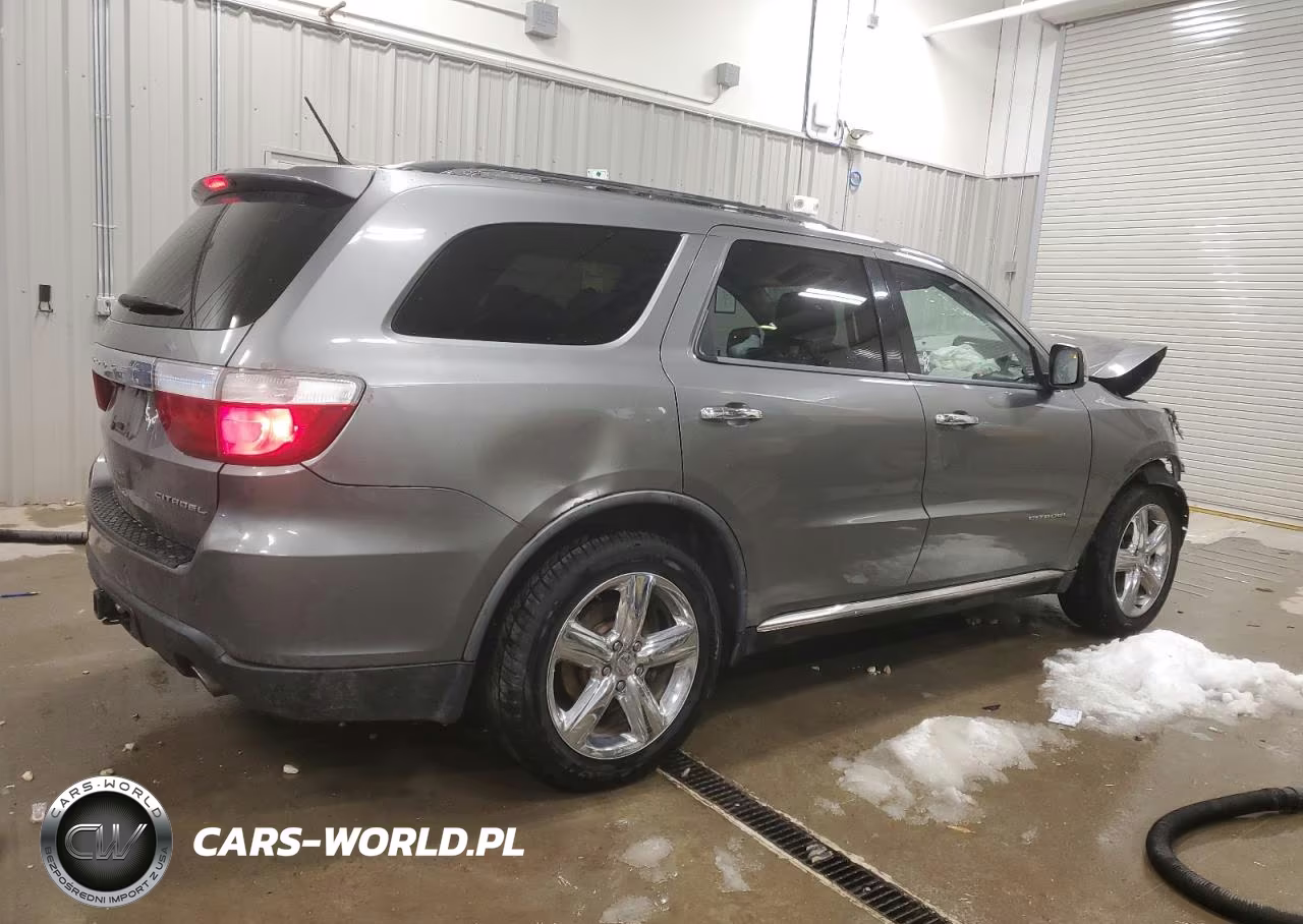 2011 Dodge Durango Citadel VIN:1D4SE5GTXBC725245 - 3
