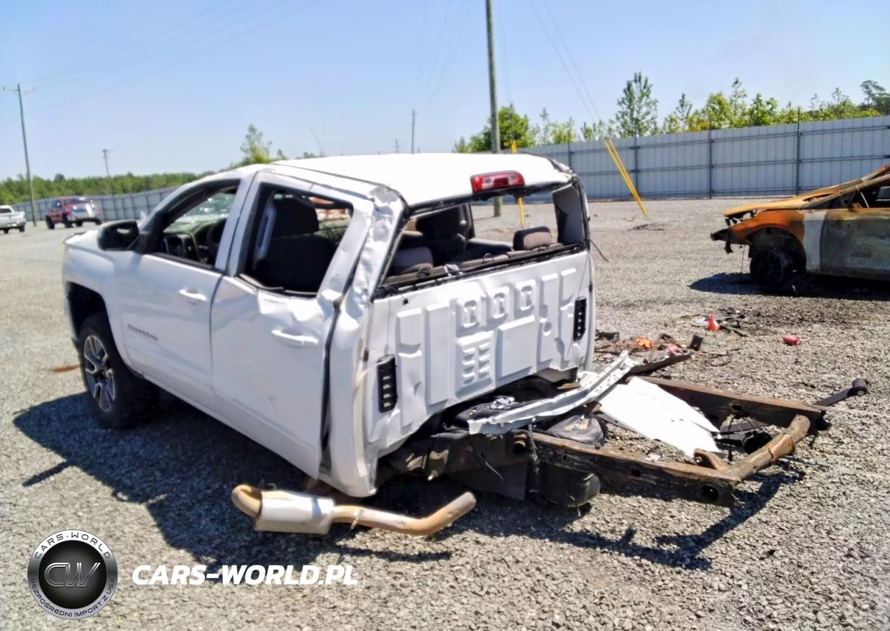 2018 Chevrolet Silverado K1500 Lt VIN:3GCUKREC3JG247030 - 2