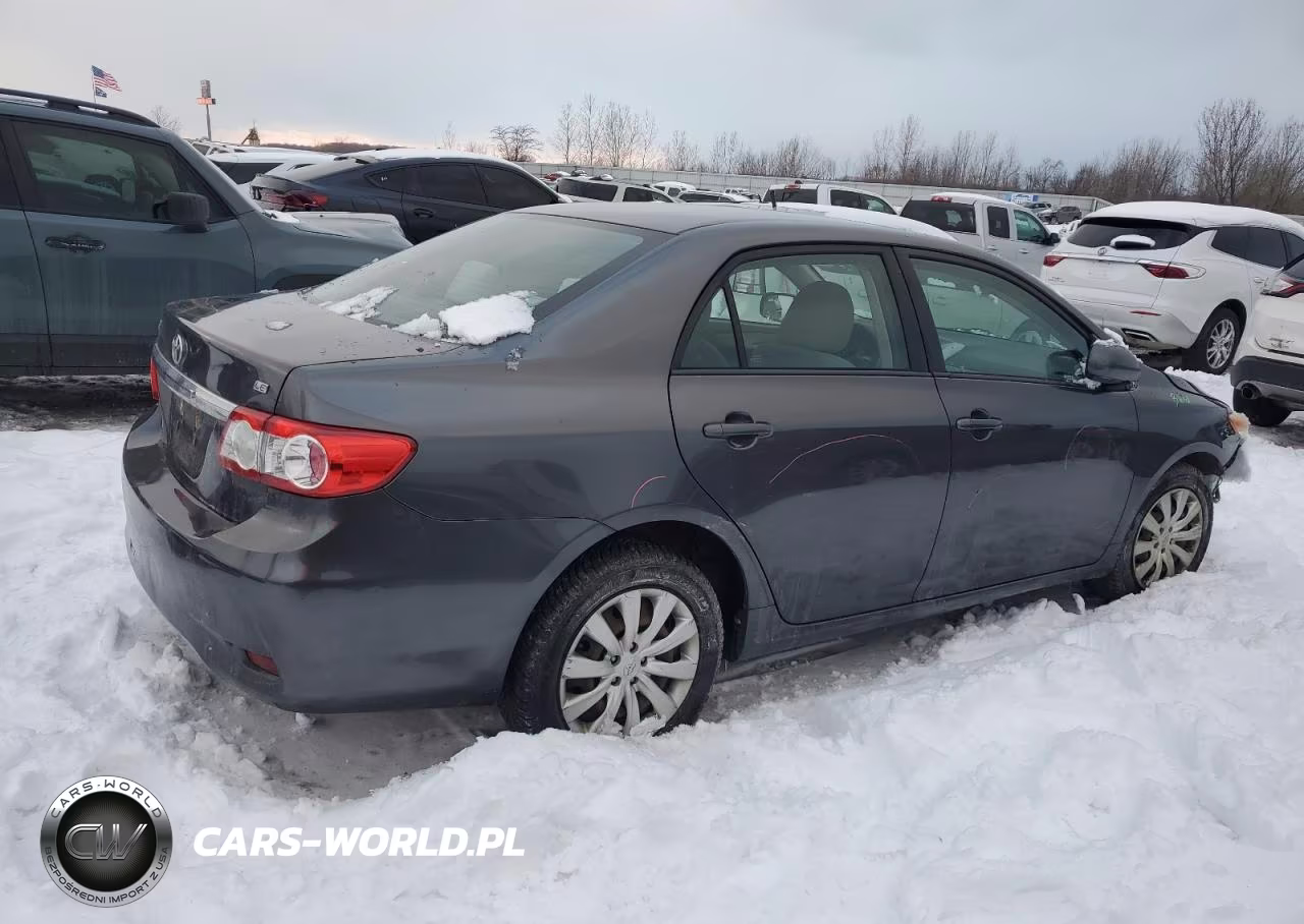 2012 Toyota Corolla Base VIN:5YFBU4EE9CP005927 - 3