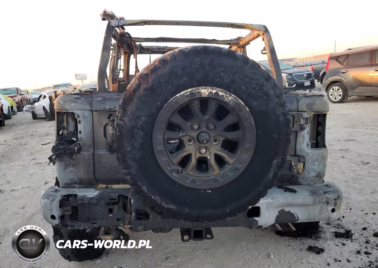 2022 Jeep Wrangler Unlimited Rubicon 392 VIN:1C4JJXSJ4NW213862 - 6