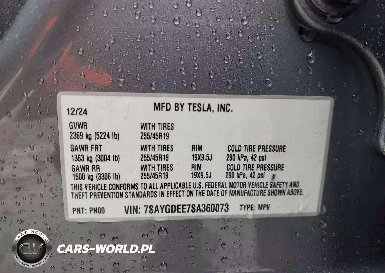 2025 Tesla Model Y VIN:7SAYGDEE7SA360073 - 13