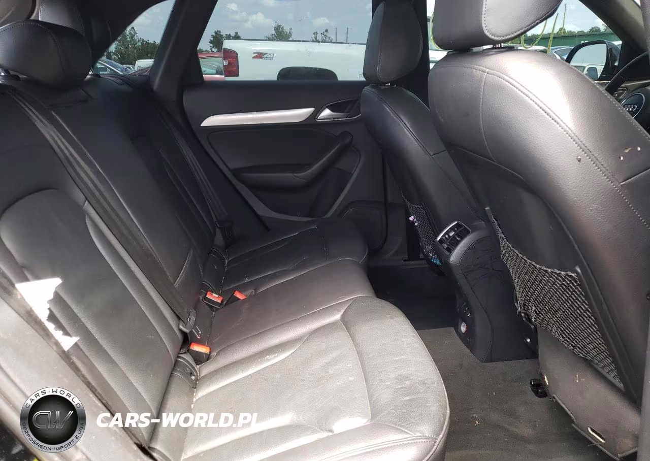 2017 Audi Q3 Premium Plus VIN:WA1JCCFS5HR002477 - 6