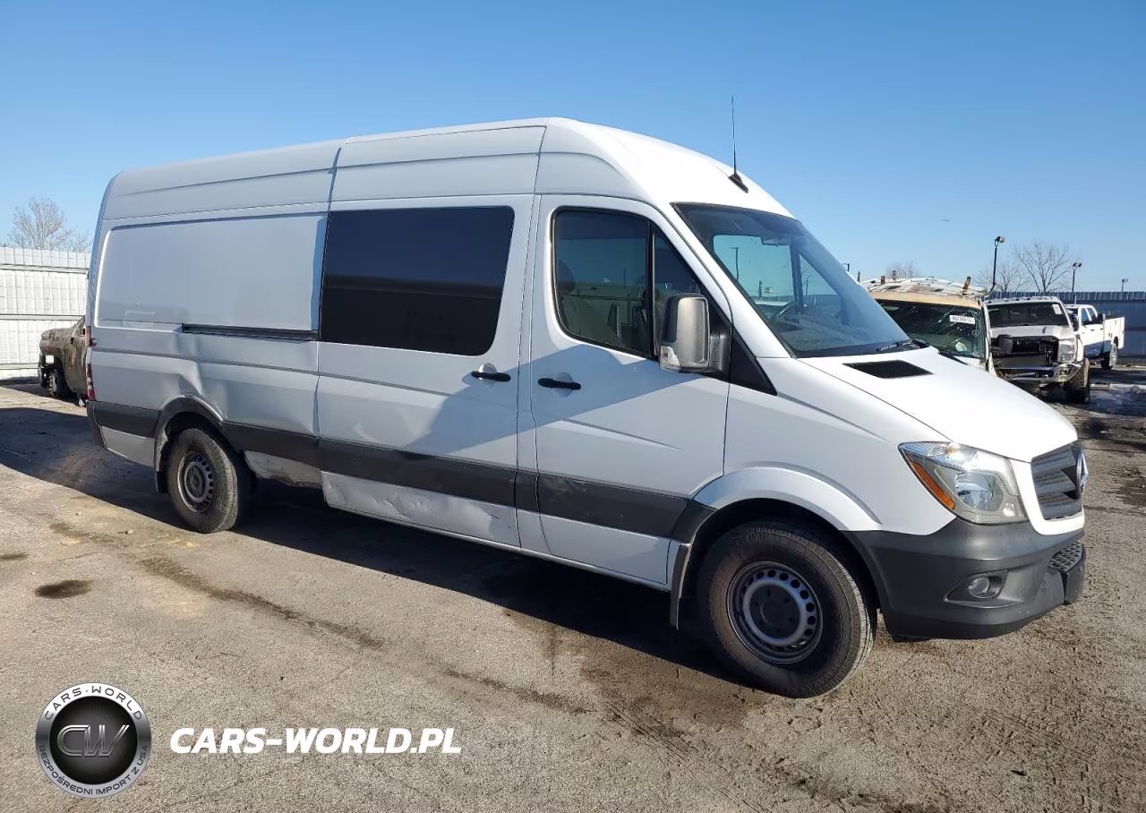 2018 Mercedes-Benz Sprinter 2500 VIN:WD4PE8CD0JP601551 - 4