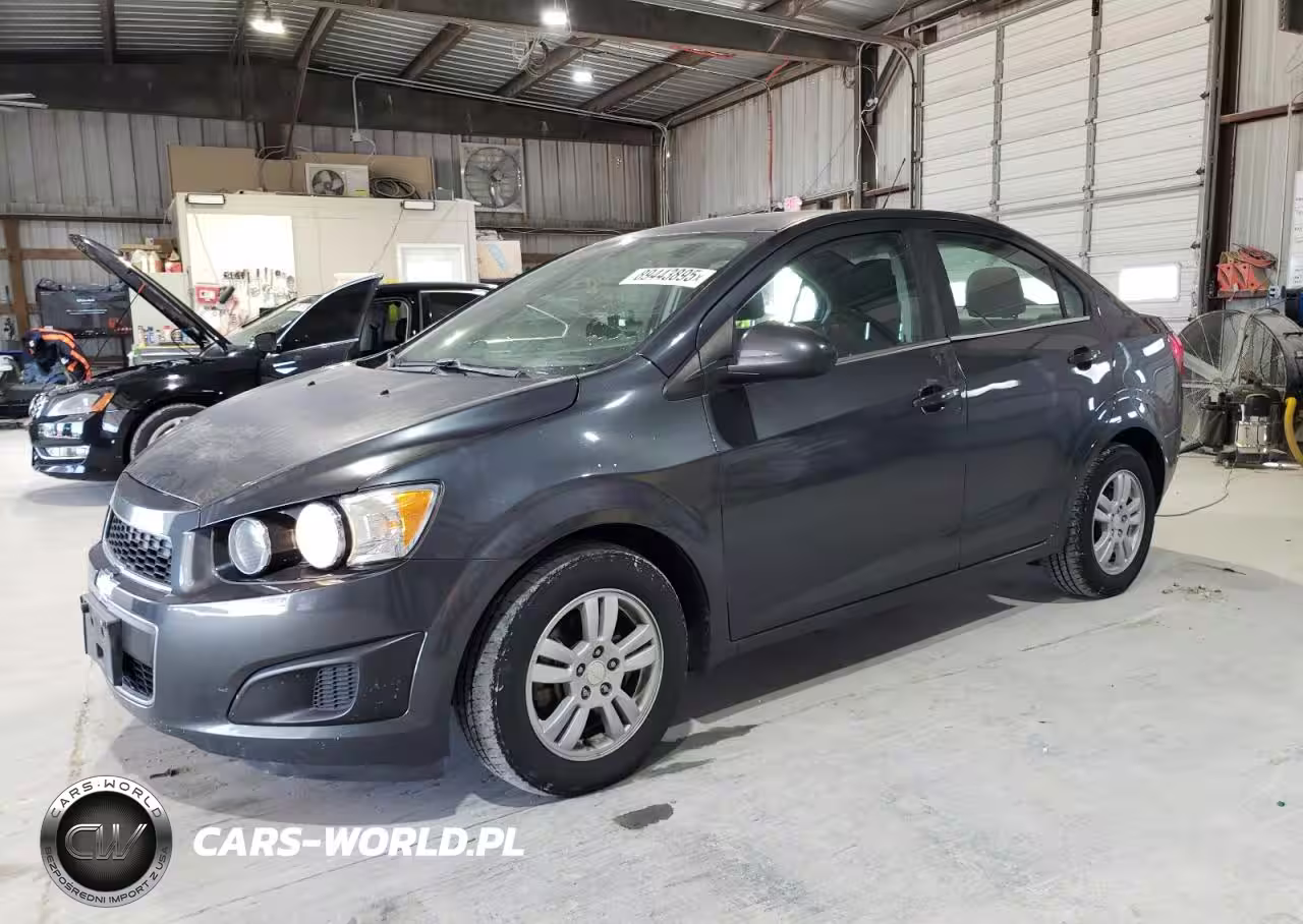 2016 Chevrolet Sonic Lt