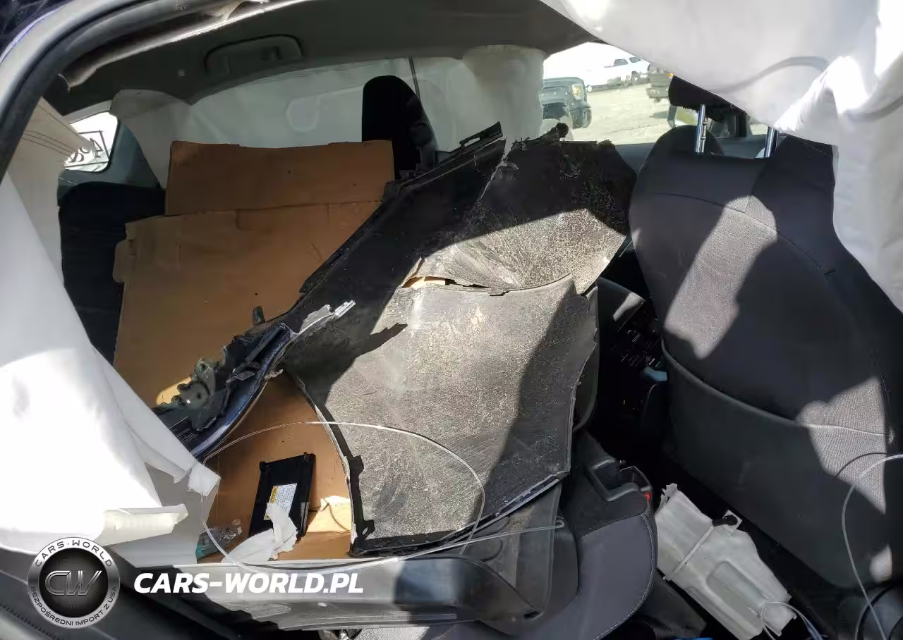 2021 Toyota Venza Le VIN:JTEAAAAH2MJ083342 - 10