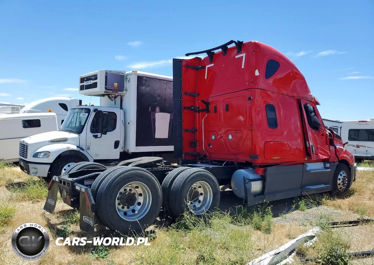 2025 Freightliner Cascadia 126 Semi Truck VIN:3AKJHHDR3SSVY2369 - 4