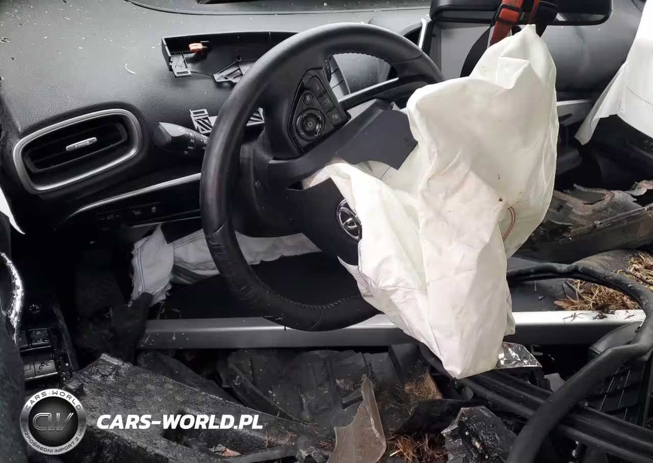 2020 Toyota Prius Prime Le VIN:JTDKARFP5L3156973 - 8