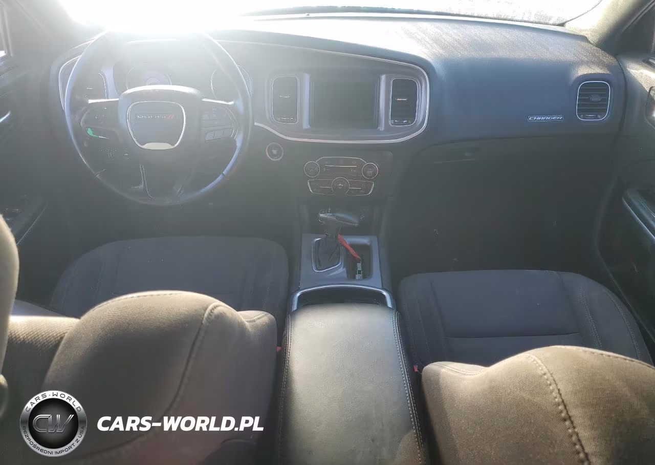 2019 Dodge Charger Sxt VIN:2C3CDXBG1KH673211 - 8