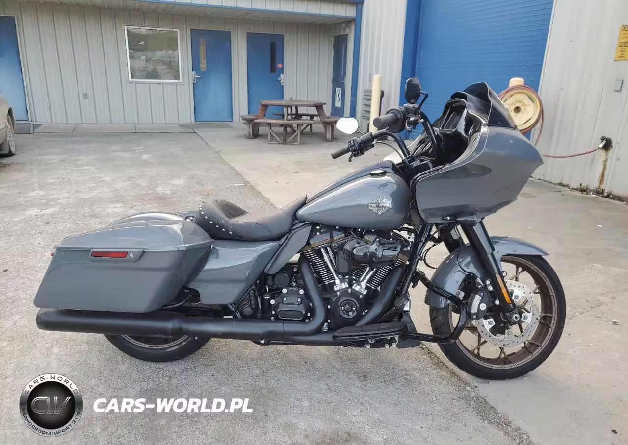 2022 Harley-Davidson Fltrxst