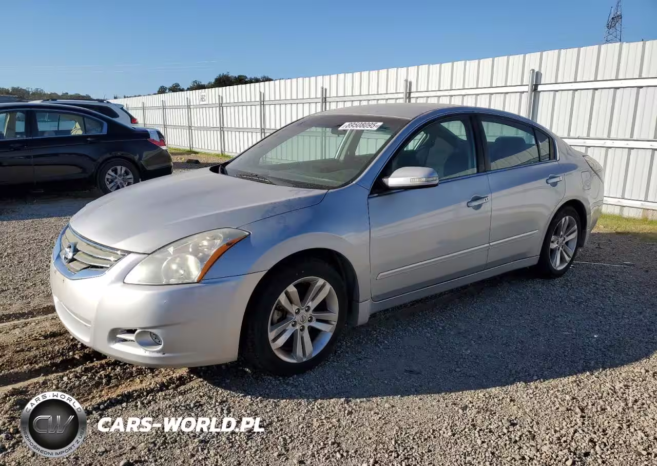 2011 Nissan Altima Sr – zdjęcie 1 z 12