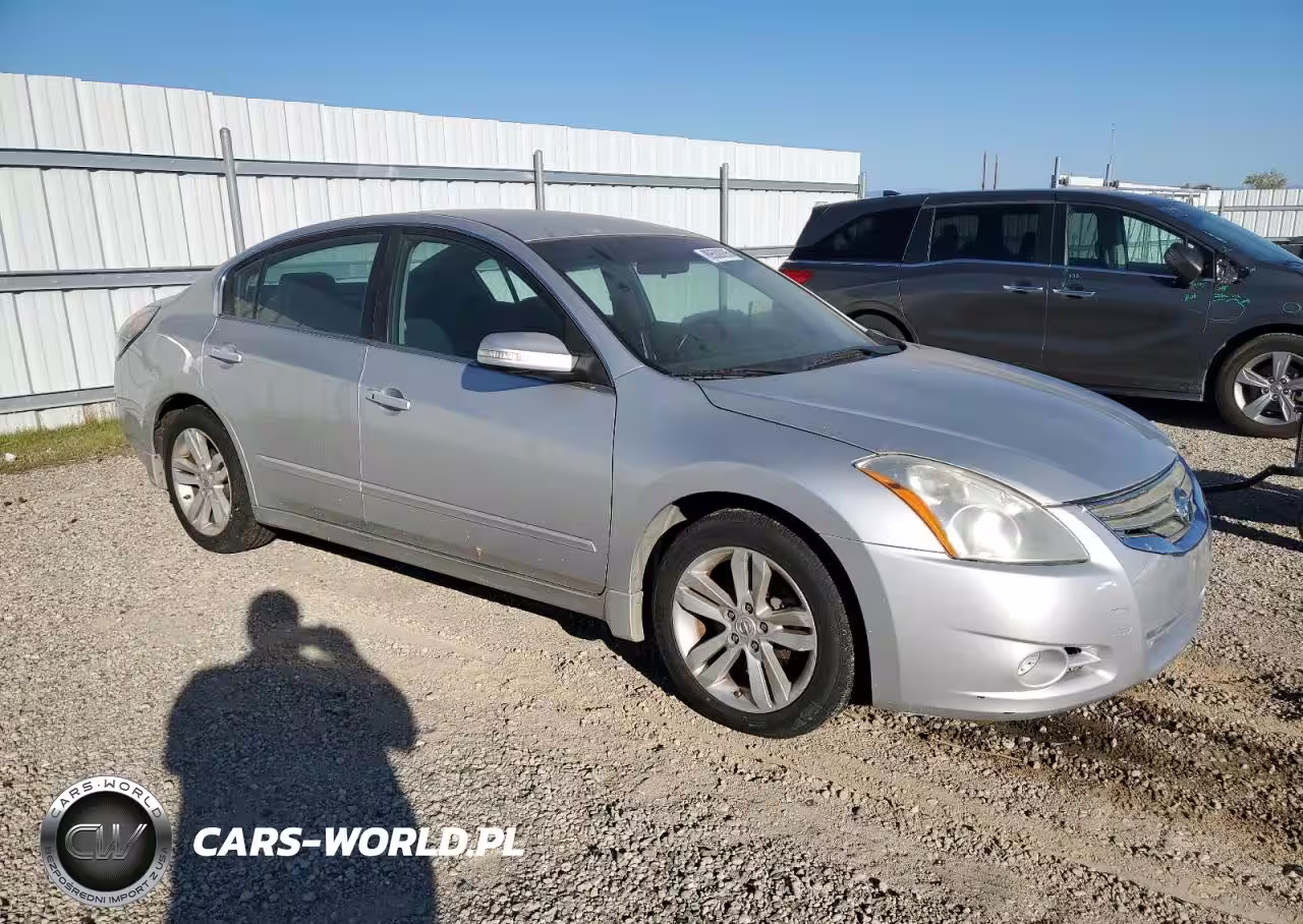 2011 Nissan Altima Sr VIN:1N4BL2AP0BN444109 - 4