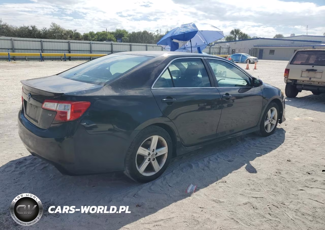 2014 Toyota Camry L VIN:4T1BF1FK5EU345235 - 3