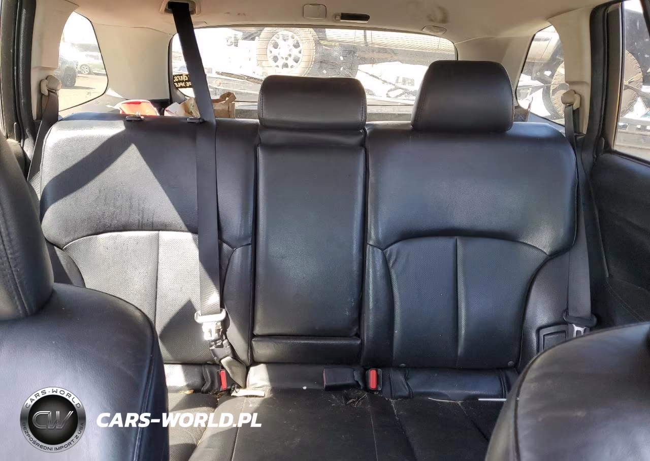 2011 Subaru Outback 2.5I Limited VIN:4S4BRCKC7B3376571 - 10