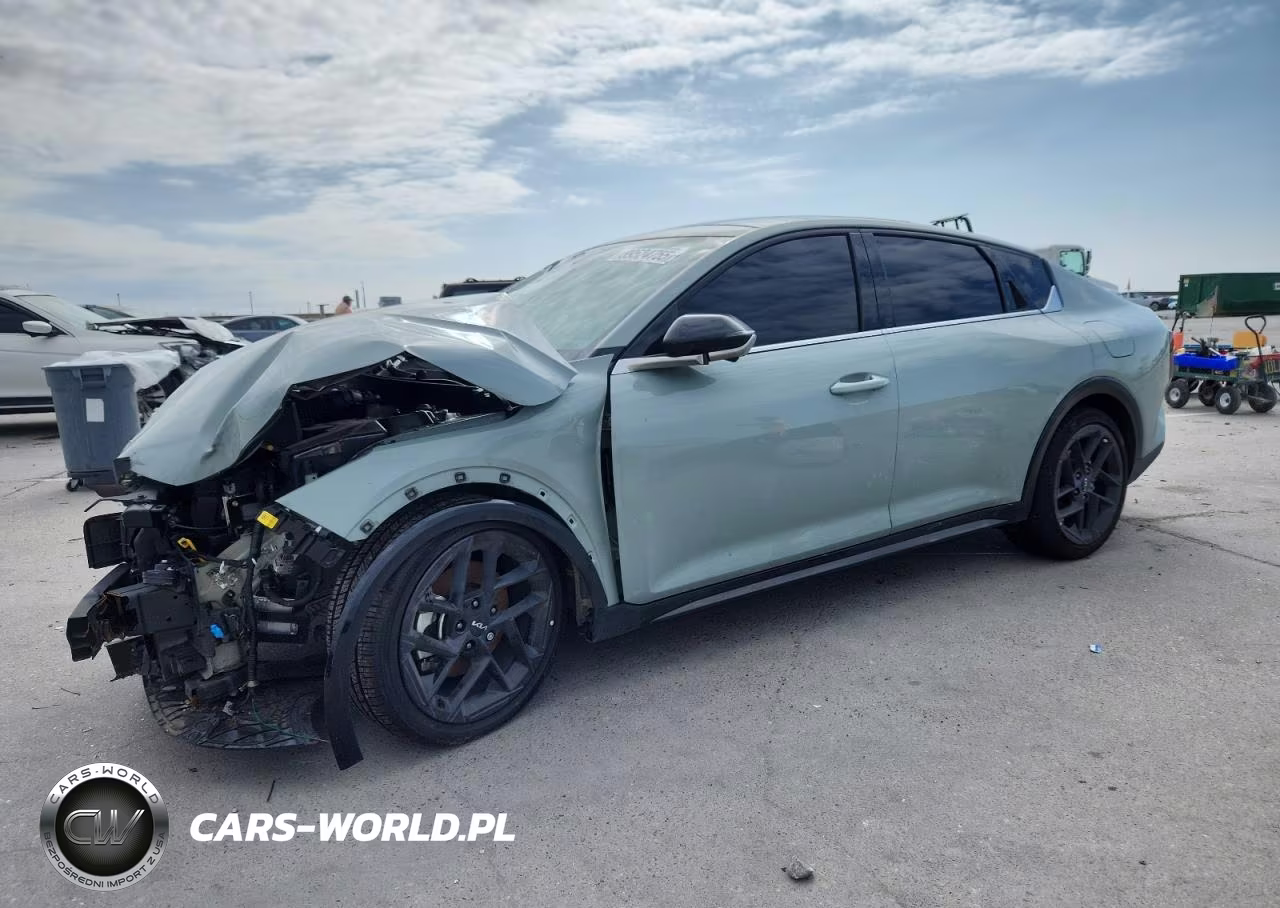 2025 Kia K4 Gt-Line Turbo