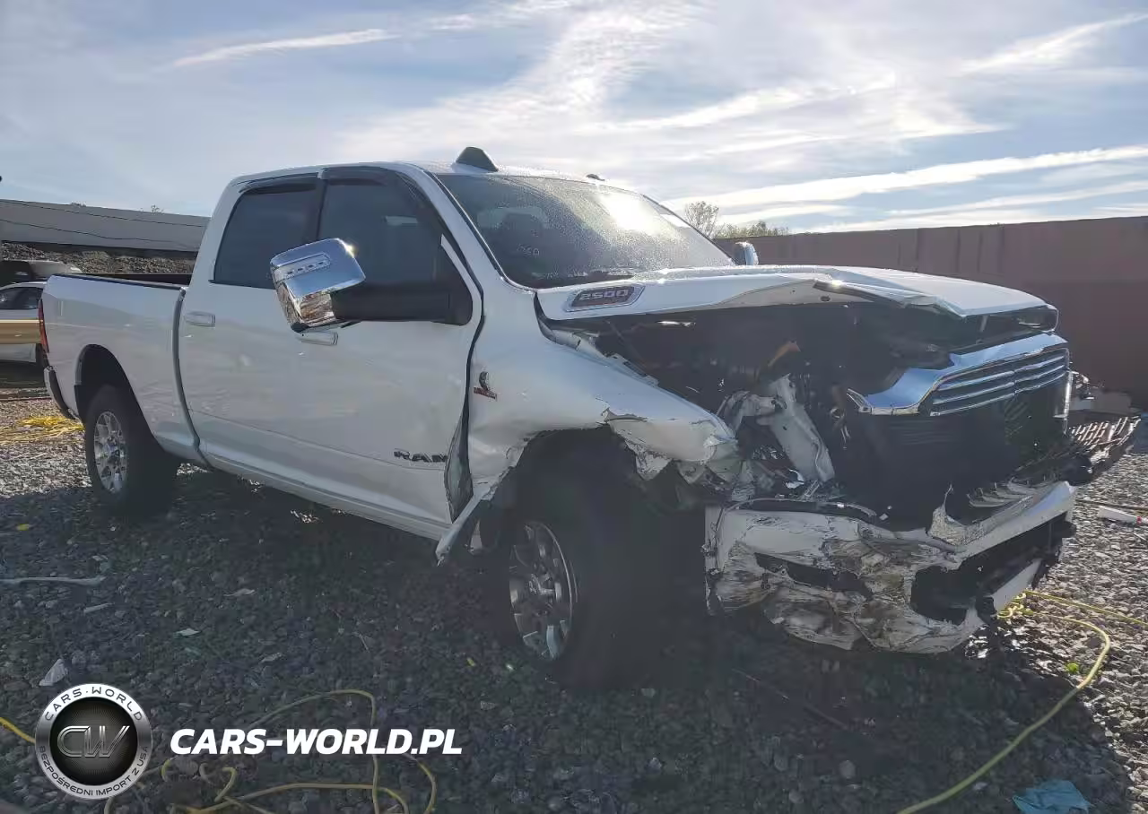 2023 Ram 2500 Laramie VIN:3C6UR5FL7PG601585 - 4