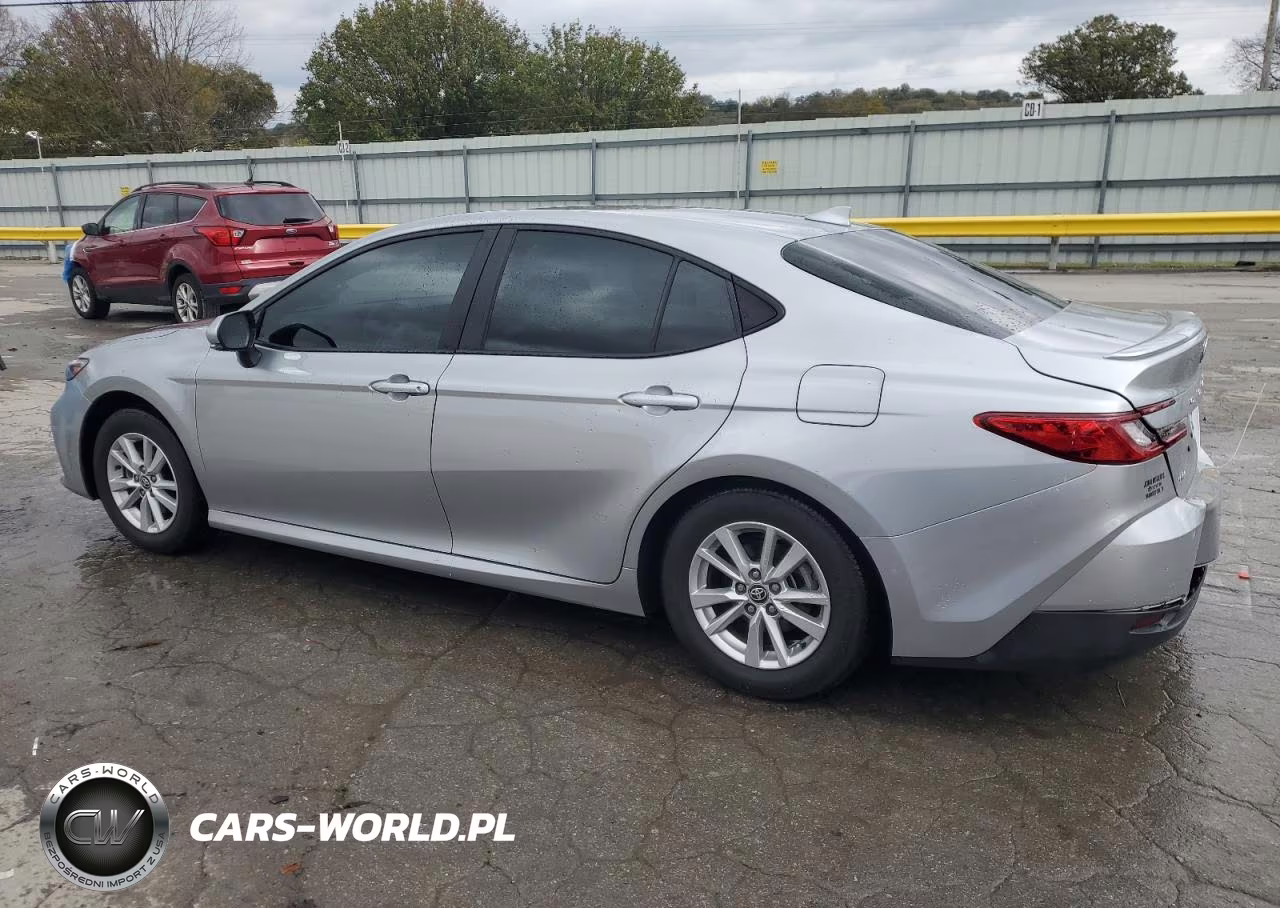 2025 Toyota Camry Le VIN:4T1DAACK2SU049886 - 2