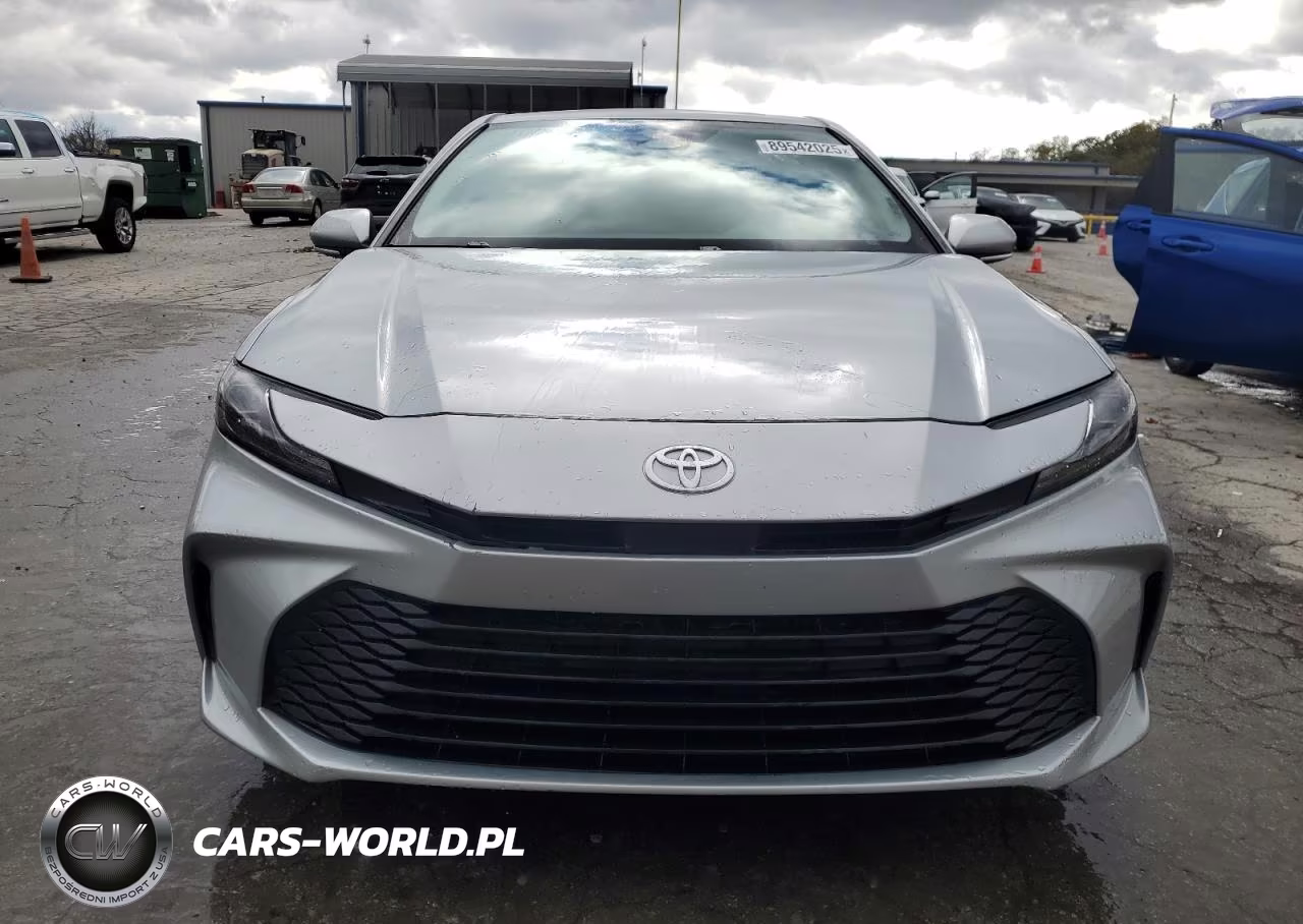 2025 Toyota Camry Le VIN:4T1DAACK2SU049886 - 5