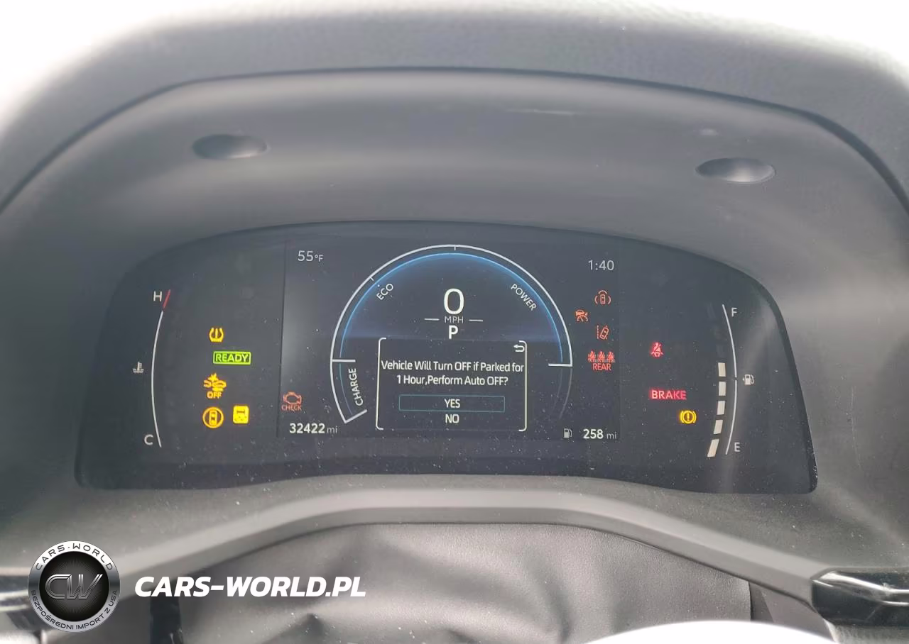 2025 Toyota Camry Le VIN:4T1DAACK2SU049886 - 9