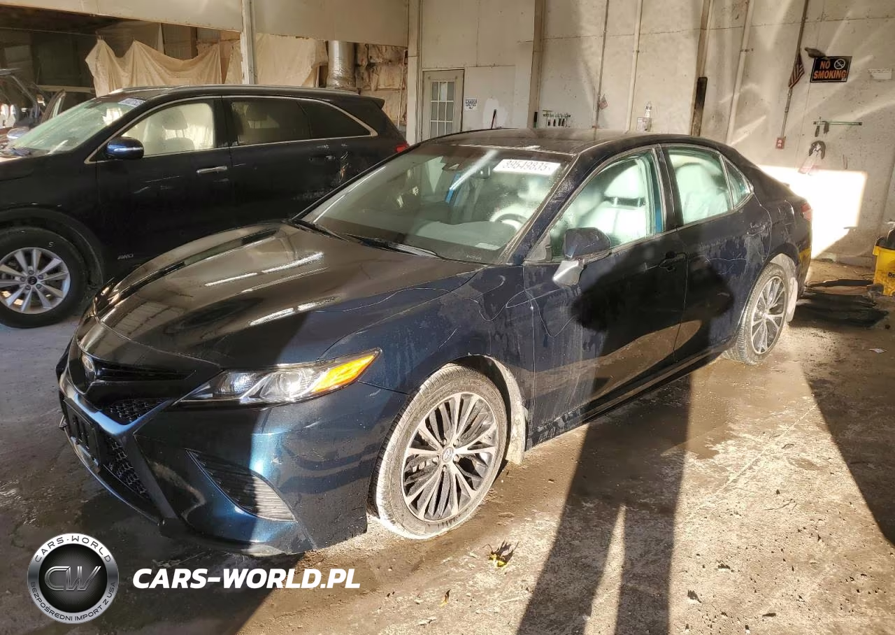 2018 Toyota Camry Se – zdjęcie 1 z 12