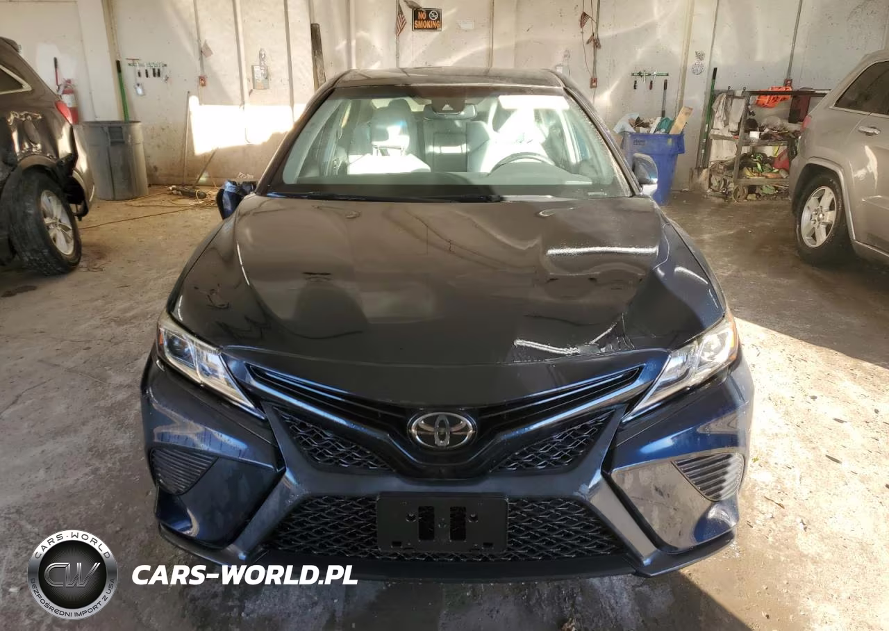 2018 Toyota Camry Se VIN:4T1B11HK1JU635459 - 5