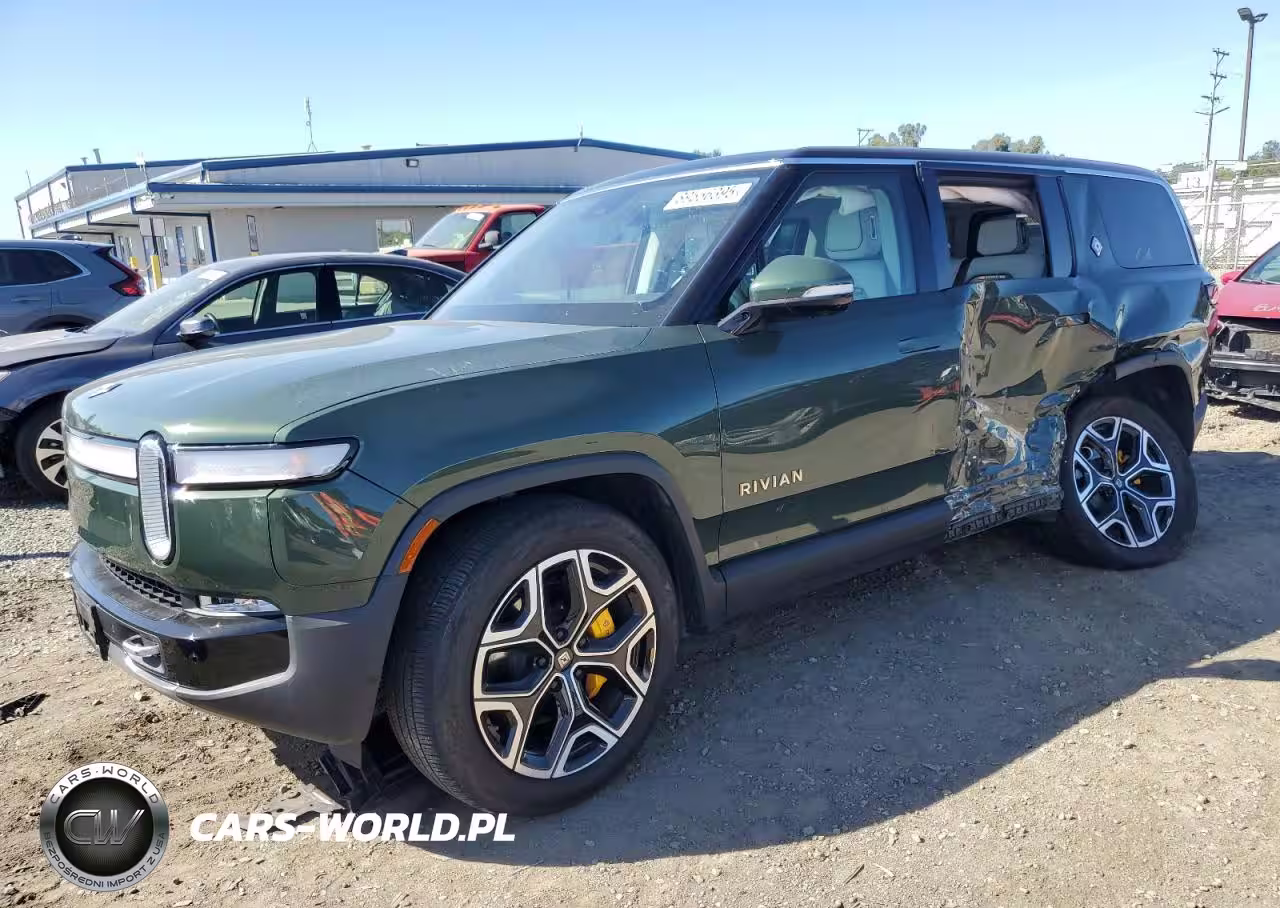 2023 Rivian R1S Adventure